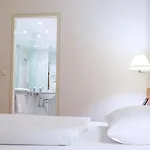 Loewen Otel